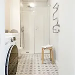 D858 - Comfort Near Downtown - Ac & Balcony פורטו