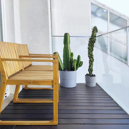 D858 - Comfort Near Downtown - Ac & Balcony Lejlighed *
