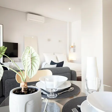 D858 - Comfort Near Downtown - Ac & Balcony