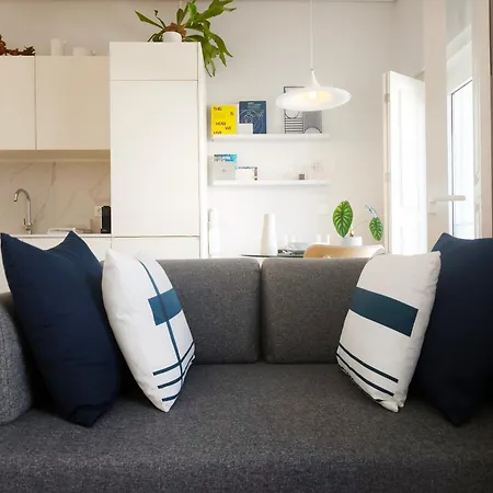 D858 - Comfort Near Downtown - Ac & Balcony Lejlighed Porto