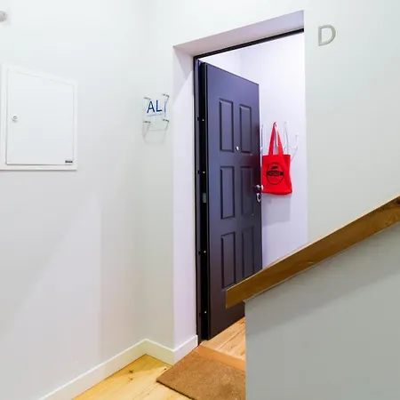 Appartamento D858 - Comfort Near Downtown - Ac & Balcony *