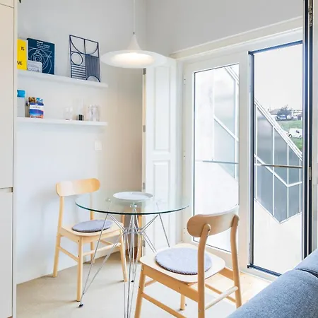 D858 - Comfort Near Downtown - Ac & Balcony *